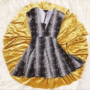 NWT stylestalker unrequited snakeskin dress